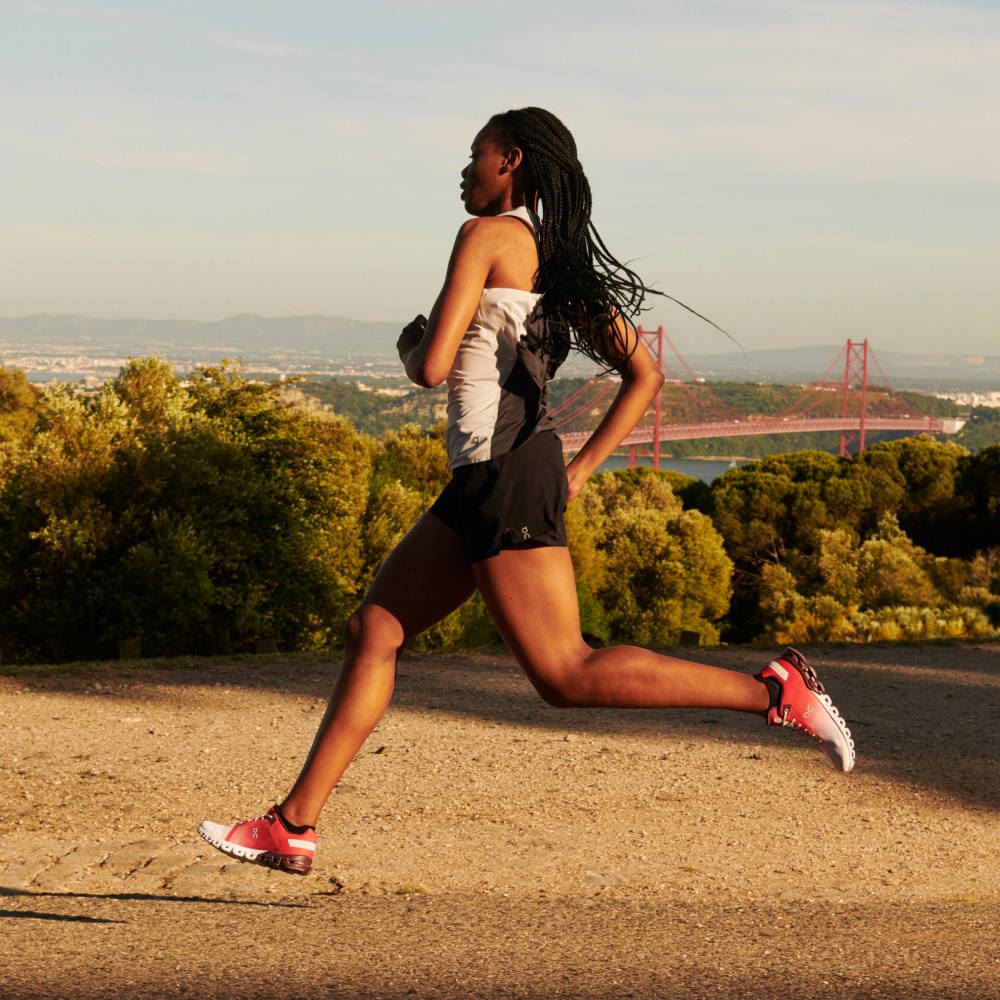 On New Cloudflow: The Lightweight Performance Running Shoe - Rust | White ON95XF128