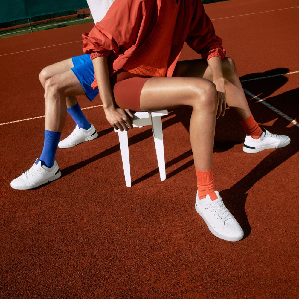 On THE ROGER: tennis-inspired sneaker by On & Roger Federer - White | Flame ON95XF392