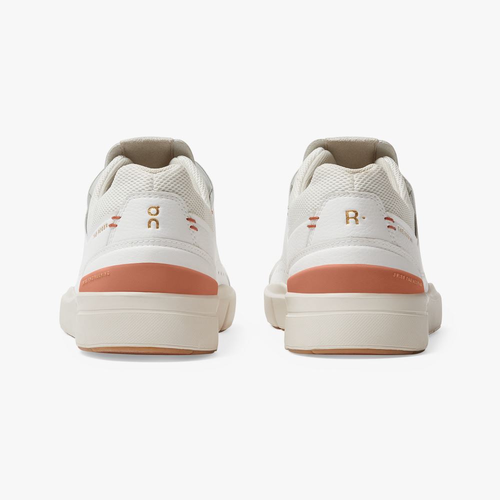 On THE ROGER: tennis-inspired sneaker by On & Roger Federer - White | Sienna ON95XF396